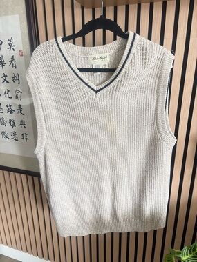 Eddie Bauer Cream V-Neck Knit Sweater Vest with Navy Trim